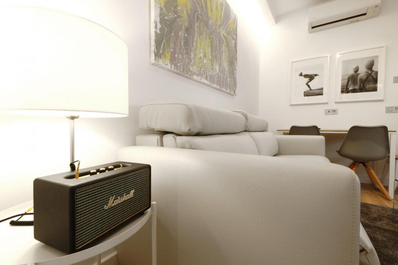 Angel Square Apartment Мадрид Екстериор снимка
