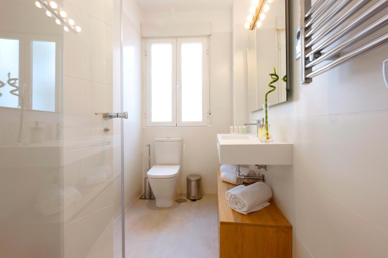 Angel Square Apartment Мадрид Екстериор снимка