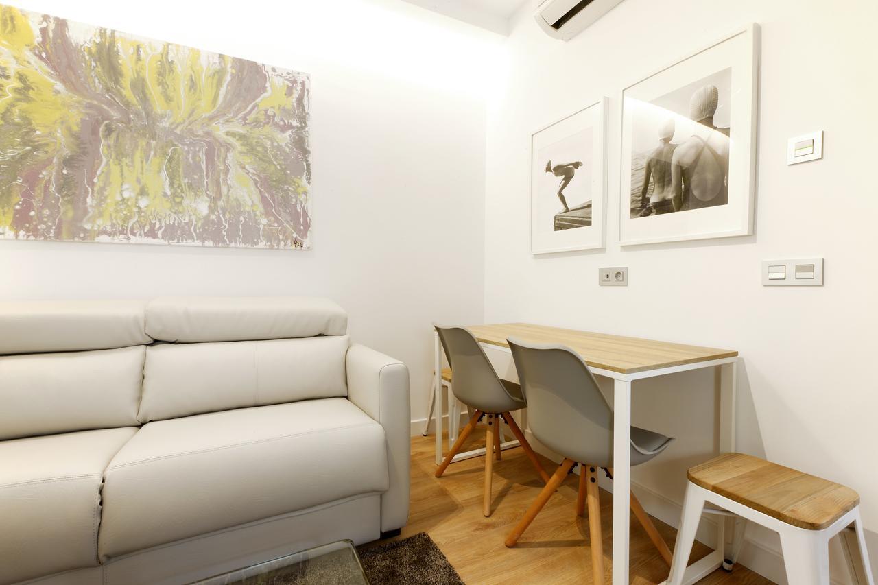 Angel Square Apartment Мадрид Екстериор снимка